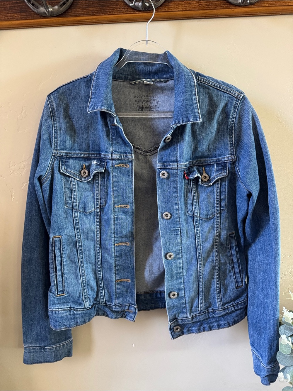 Levi's Classic Blue Denim Jean Jacket